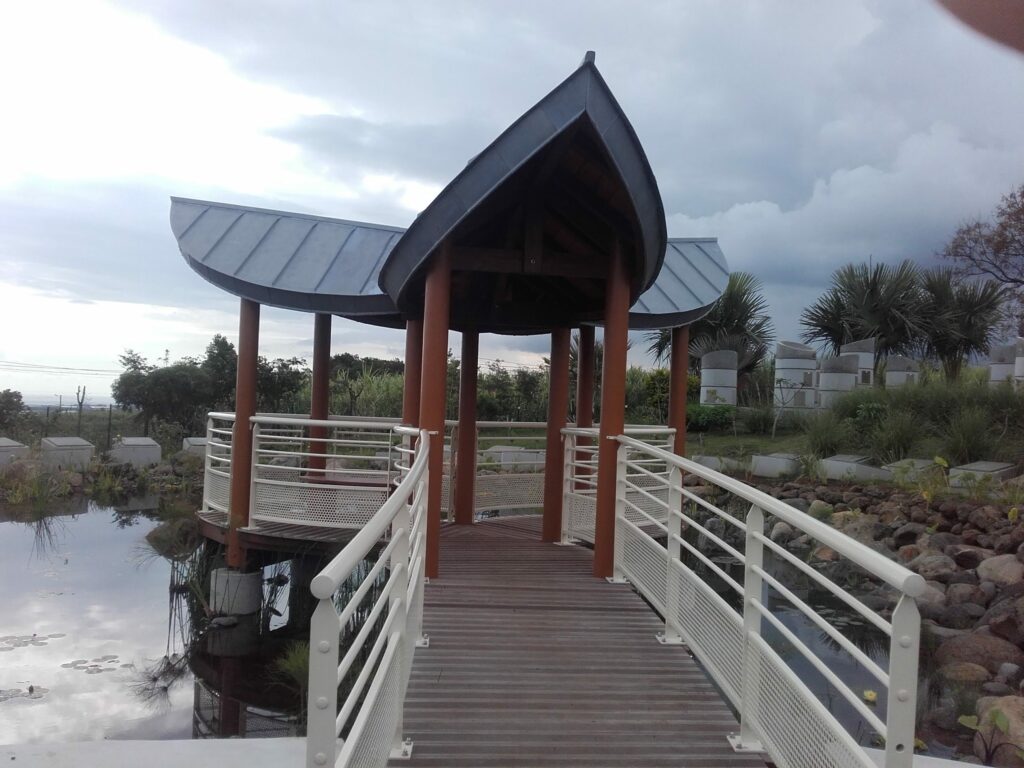 Kiosque extérieur 974