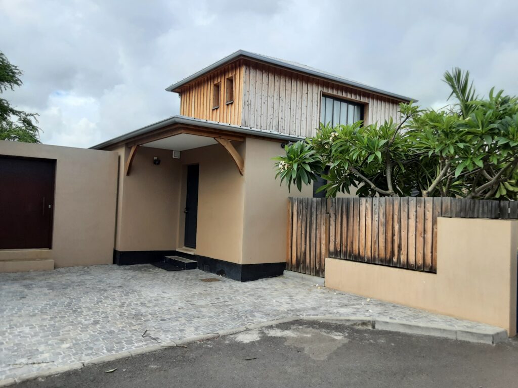 bardage-sur-mesure-974